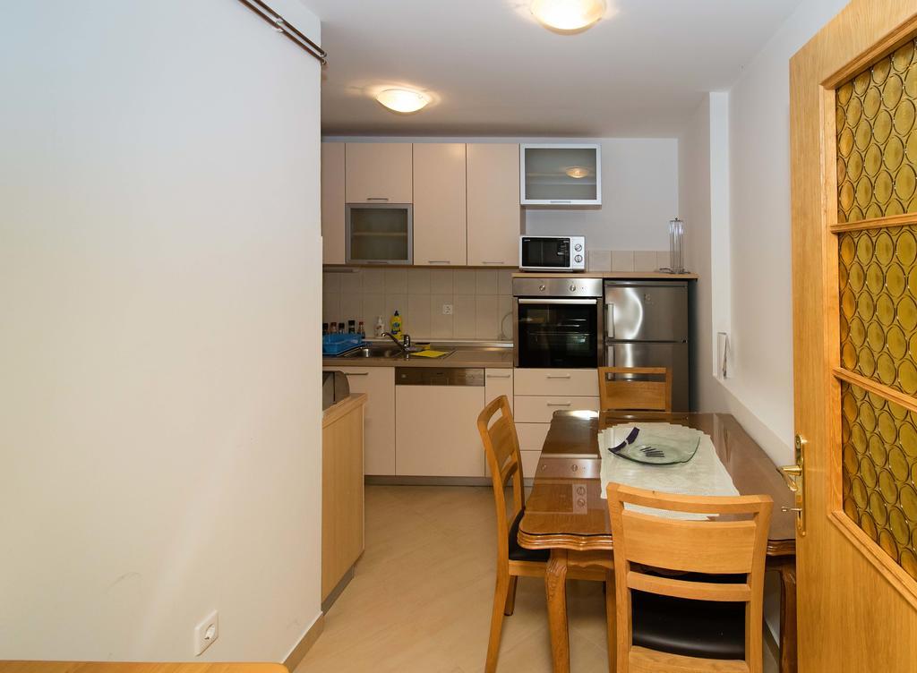 Apartment Peran Sibenik Luaran gambar