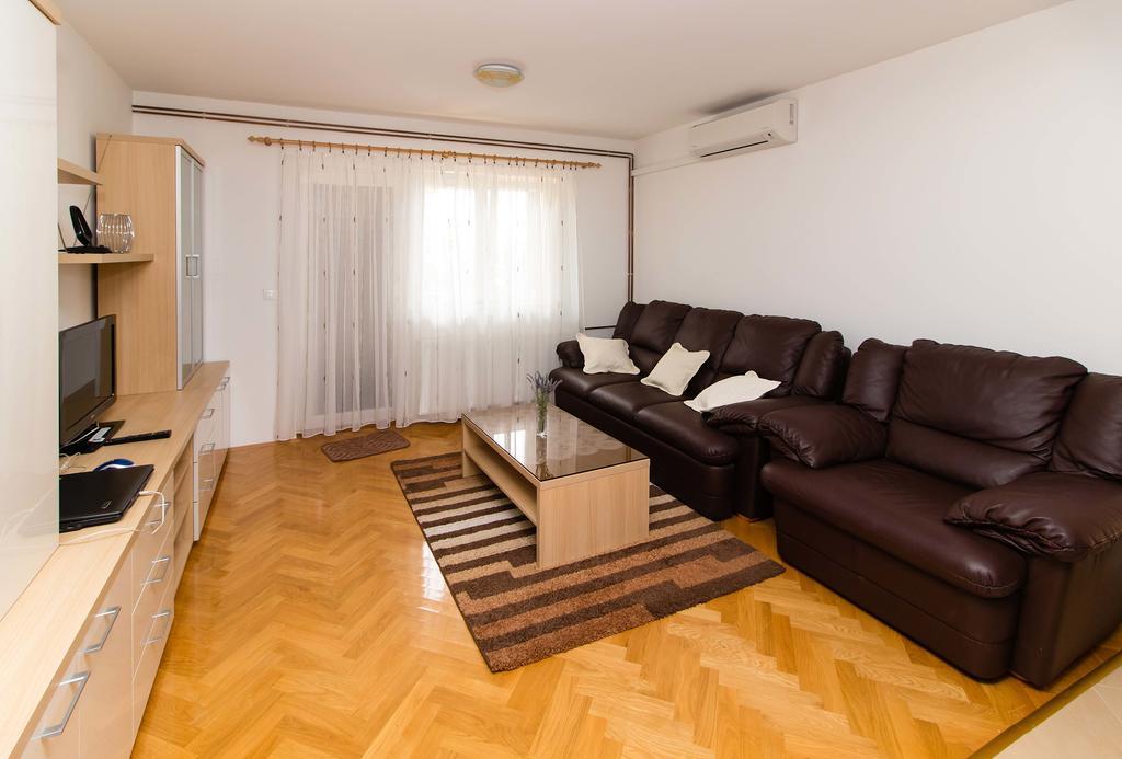 Apartment Peran Sibenik Luaran gambar